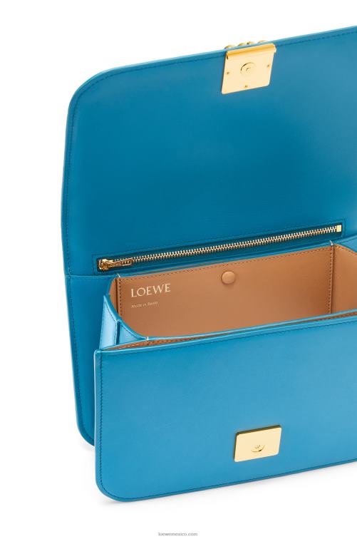 laguna azul bolso goya en piel de becerro de seda Loewe R8J8Z495 mujer