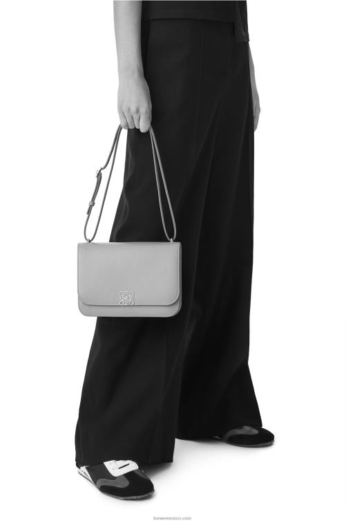 negro bolso goya en piel de becerro de seda Loewe R8J8Z306 mujer