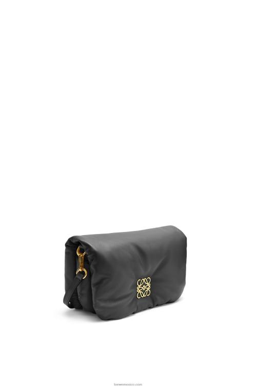 negro bolso goya mini puffer de piel de cordero napa brillante Loewe R8J8Z413 mujer