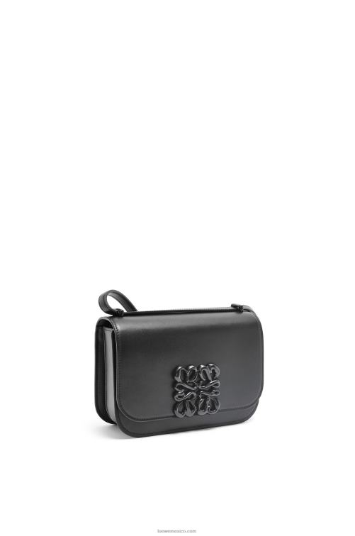 negro bolso goya pequeño en piel de becerro de seda Loewe R8J8Z456 mujer
