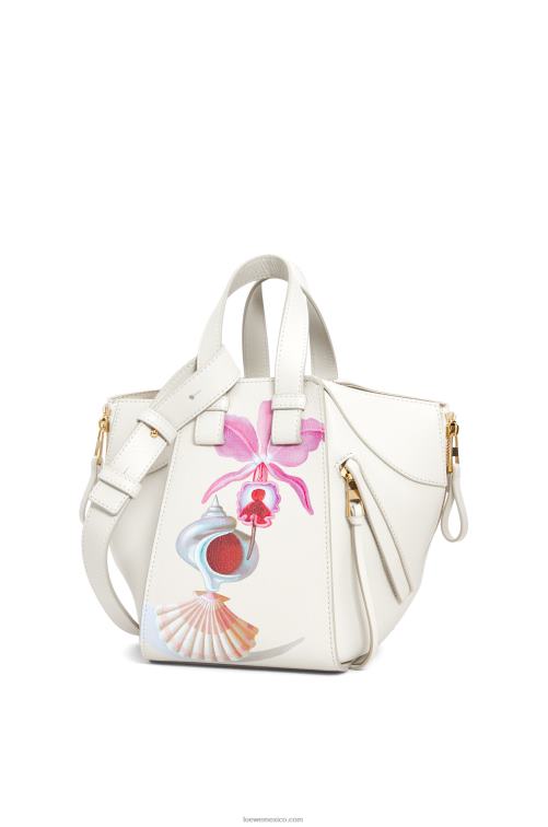 blanco suave Bolso compacto maruja mallo hammock de piel de becerro clásica Loewe R8J8Z339 mujer