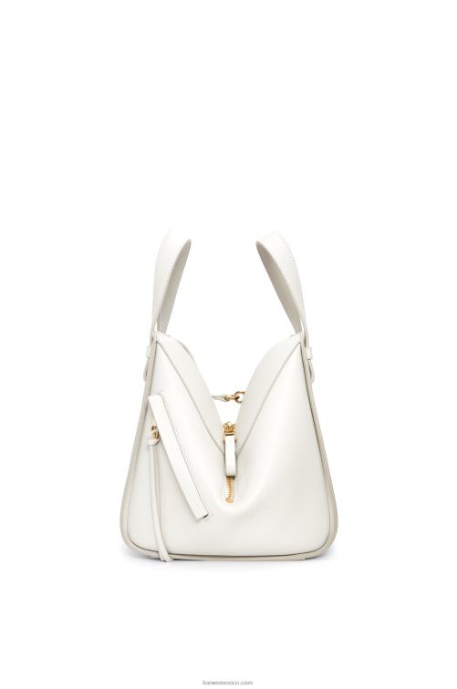 blanco suave Bolso compacto maruja mallo hammock de piel de becerro clásica Loewe R8J8Z339 mujer
