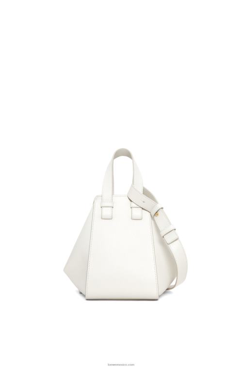 blanco suave Bolso compacto maruja mallo hammock de piel de becerro clásica Loewe R8J8Z339 mujer