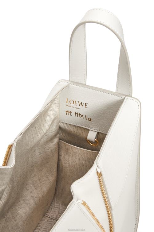 blanco suave Bolso compacto maruja mallo hammock de piel de becerro clásica Loewe R8J8Z339 mujer