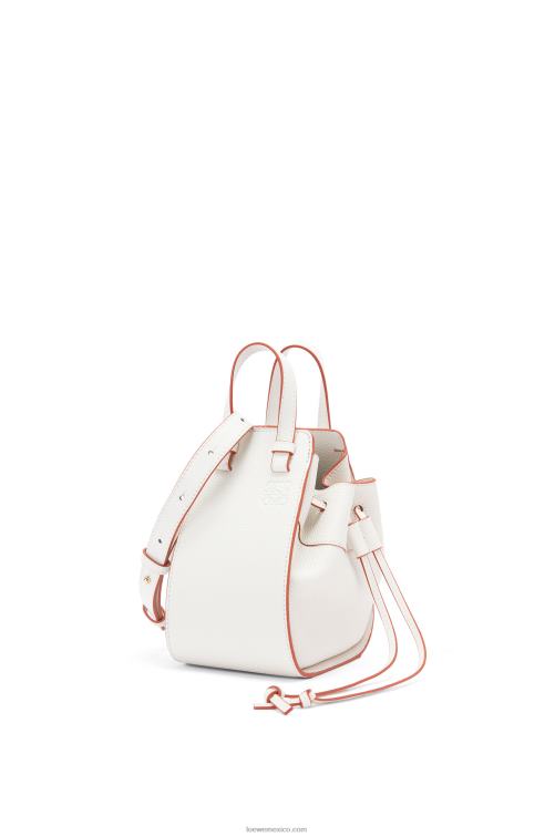 blanco suave mini hamaca con cordón de suave piel de becerro granulada Loewe R8J8Z313 mujer