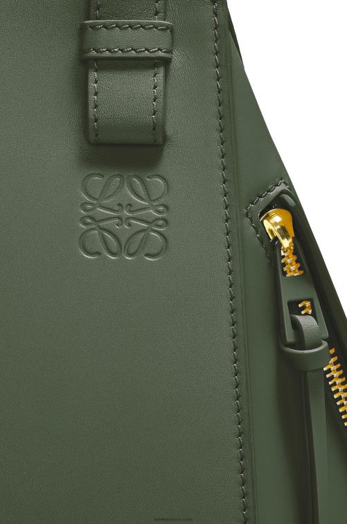 caqui de la vendimia Bolso compacto hamaca de piel de becerro satinada Loewe R8J8Z461 mujer