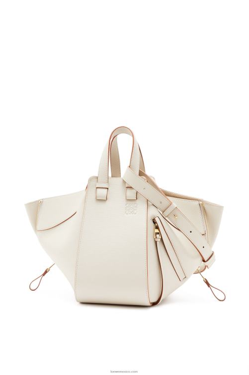 fantasma de luz bolso hamaca pequeño de piel de becerro granulada Loewe R8J8Z515 mujer