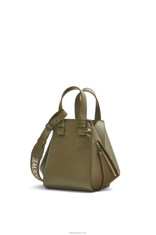 glaseado de polvo de té hamaca compacta de piel de becerro satinada Loewe R8J8Z431 mujer