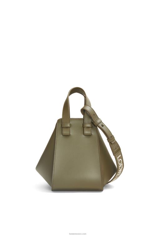 glaseado de polvo de té hamaca compacta de piel de becerro satinada Loewe R8J8Z431 mujer