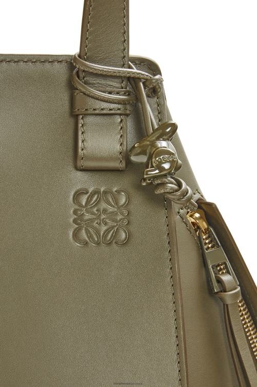 glaseado de polvo de té hamaca compacta de piel de becerro satinada Loewe R8J8Z431 mujer