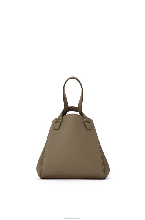 verde laurel bolso hammock nugget de suave piel de becerro granulada Loewe R8J8Z500 mujer