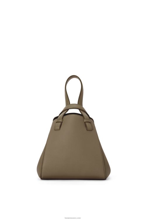 verde laurel bolso hammock nugget de suave piel de becerro granulada Loewe R8J8Z500 mujer