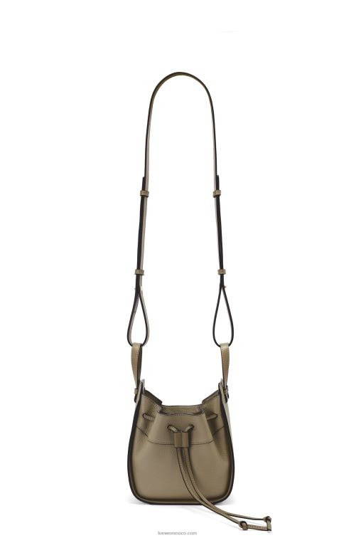 verde laurel mini hamaca con cordón de suave piel de becerro granulada Loewe R8J8Z241 mujer