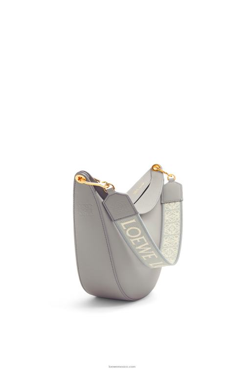 Perla gris bolso luna de piel de becerro satinada y jacquard Loewe R8J8Z533 mujer