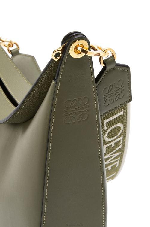 aguacate verde bolso luna de piel de becerro satinada y jacquard Loewe R8J8Z511 mujer