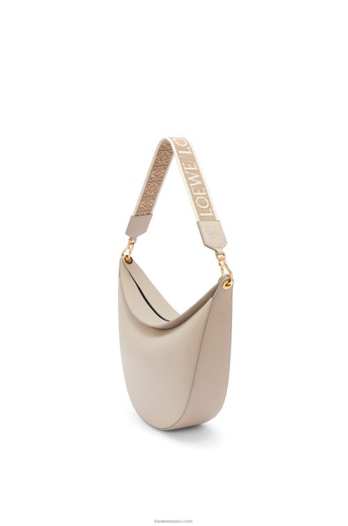 avena ligera bolso luna de piel de becerro satinada y jacquard Loewe R8J8Z522 mujer