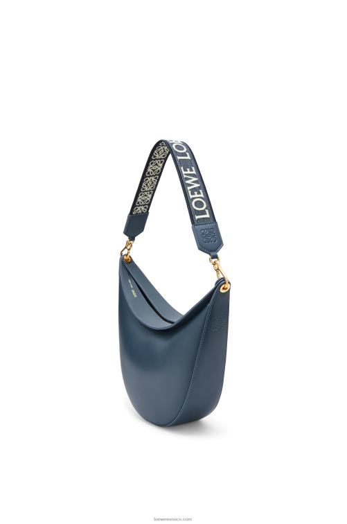 azul ónix bolso luna de piel de becerro satinada y jacquard Loewe R8J8Z483 mujer