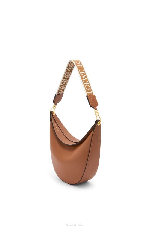 pacana bolso luna de piel de becerro satinada y jacquard Loewe R8J8Z453 mujer