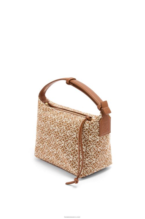 bronceado/pacana bolso cubi pequeño de jacquard anagrama y piel de becerro Loewe R8J8Z504 mujer