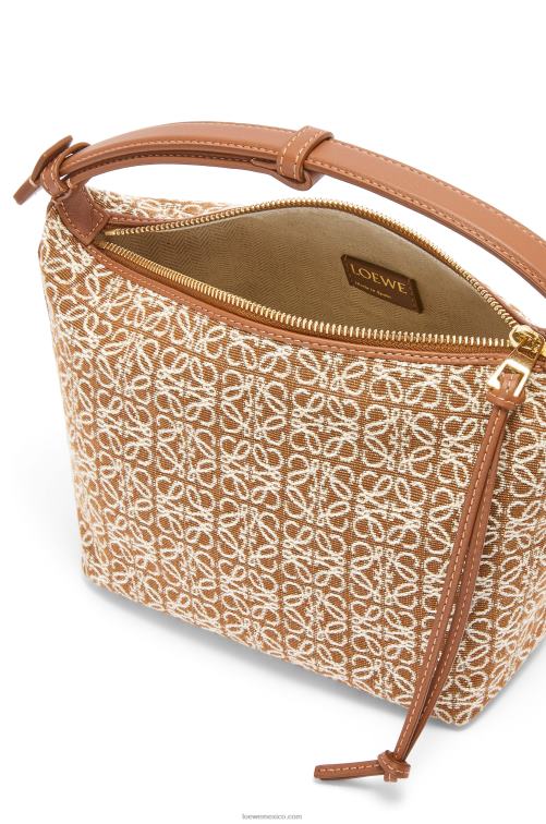 bronceado/pacana bolso cubi pequeño de jacquard anagrama y piel de becerro Loewe R8J8Z504 mujer