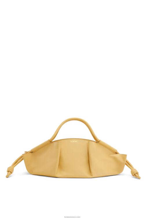 mantequilla oscura Bolso paseo de piel de becerro napa brillante Loewe R8J8Z352 mujer