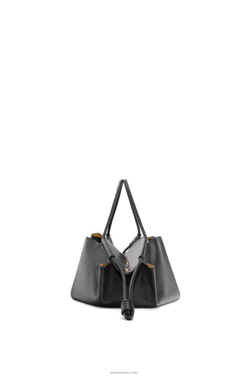 negro Bolso xl paseo de piel de becerro napa brillante Loewe R8J8Z401 mujer