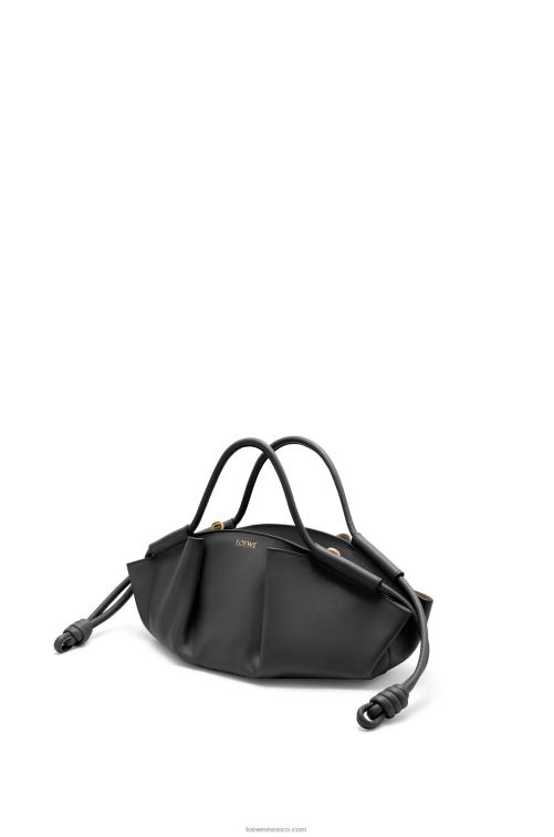 negro bolso paseo pequeño de piel de becerro napa brillante Loewe R8J8Z347 mujer