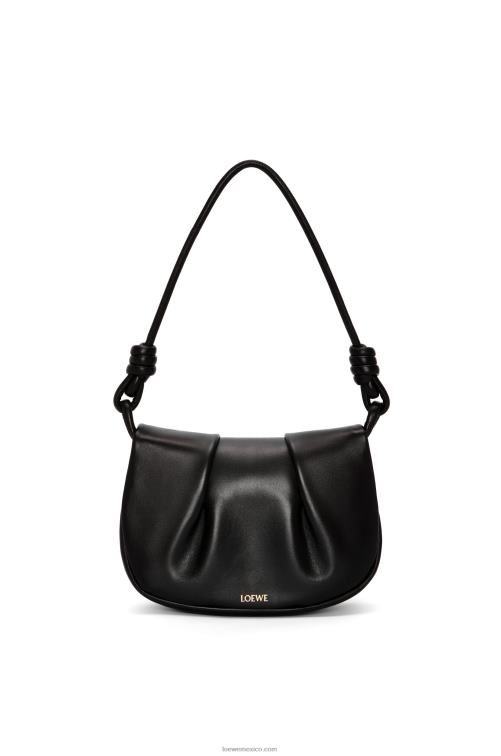 negro bolso satchel paseo de piel de becerro napa brillante Loewe R8J8Z337 mujer