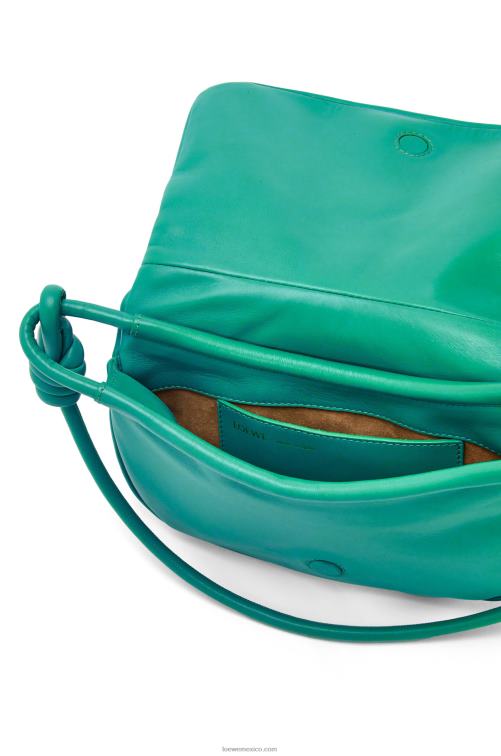 verde esmeralda bolso satchel paseo de piel de becerro napa brillante Loewe R8J8Z338 mujer
