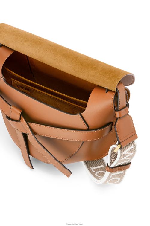 broncearse bolso gate pequeño en suave piel de becerro y jacquard Loewe R8J8Z254 mujer