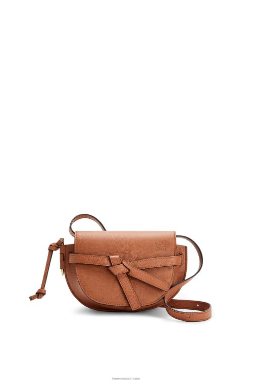 broncearse bolso mini gate dual de piel de becerro granulada Loewe R8J8Z237 mujer