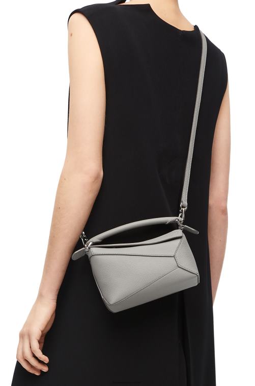 Perla gris bolso mini puzzle edge de suave piel de becerro granulada Loewe R8J8Z198 mujer