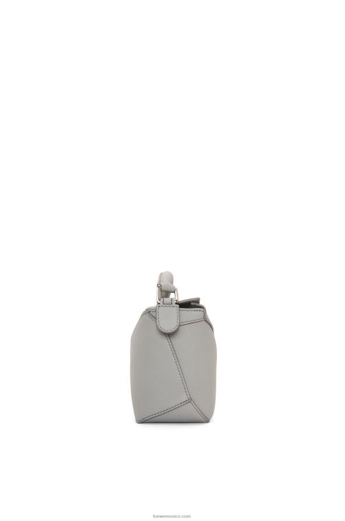 Perla gris bolso mini puzzle edge de suave piel de becerro granulada Loewe R8J8Z198 mujer