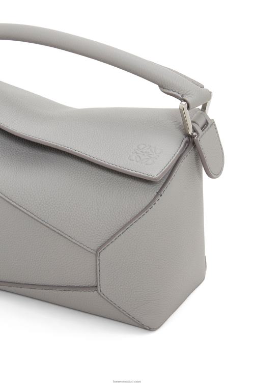 Perla gris bolso puzzle edge pequeño de suave piel de becerro graneada Loewe R8J8Z366 mujer