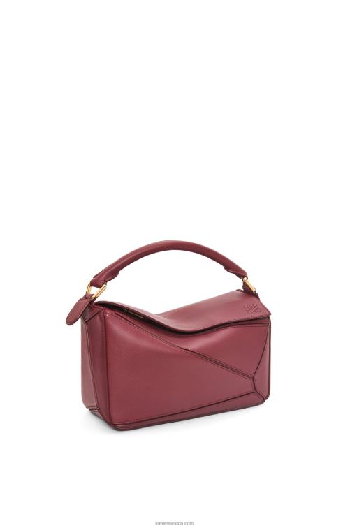 baya silvestre bolso puzzle pequeño de piel de becerro clásica Loewe R8J8Z544 mujer