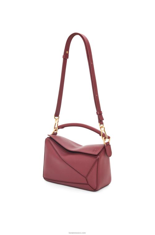 baya silvestre bolso puzzle pequeño de piel de becerro clásica Loewe R8J8Z544 mujer