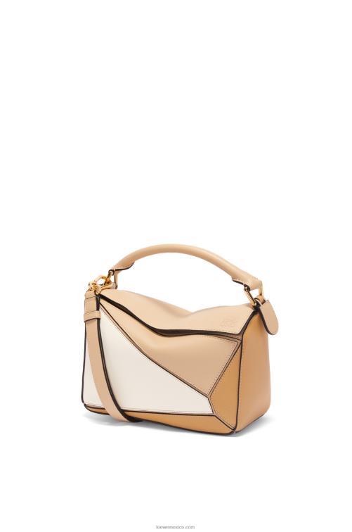 beige polvoriento/blanco suave bolso puzzle pequeño de piel de becerro clásica Loewe R8J8Z396 mujer