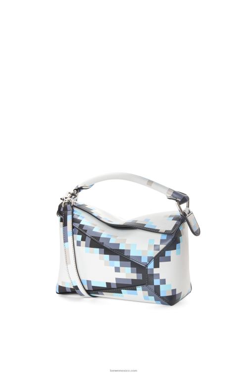 blanco bolso pequeño con borde de rompecabezas pixelado de piel de becerro satinada Loewe R8J8Z395 mujer