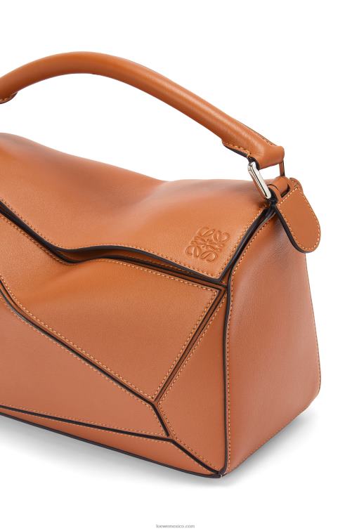 broncearse bolso puzzle en piel de becerro clásica Loewe R8J8Z487 mujer