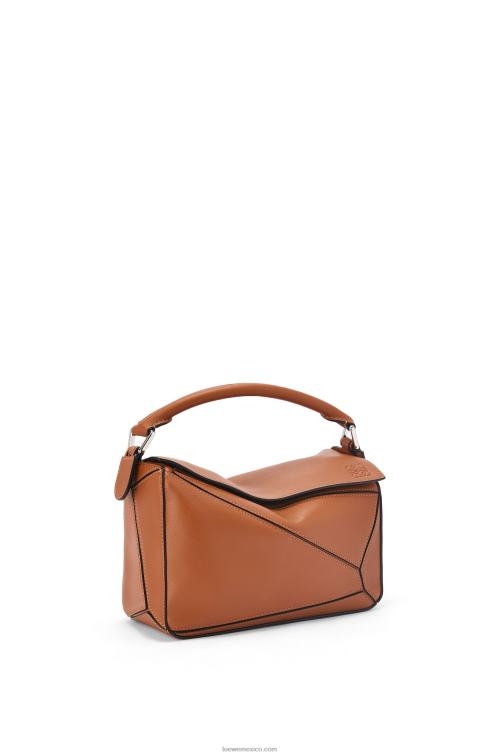broncearse bolso puzzle pequeño de piel de becerro clásica Loewe R8J8Z364 mujer