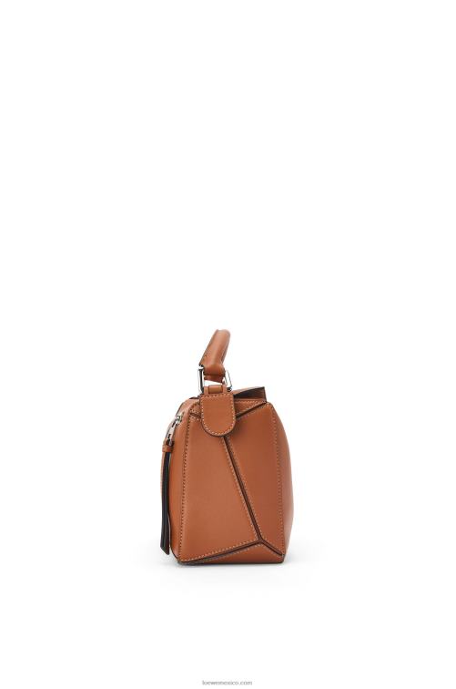 broncearse bolso puzzle pequeño de piel de becerro clásica Loewe R8J8Z364 mujer