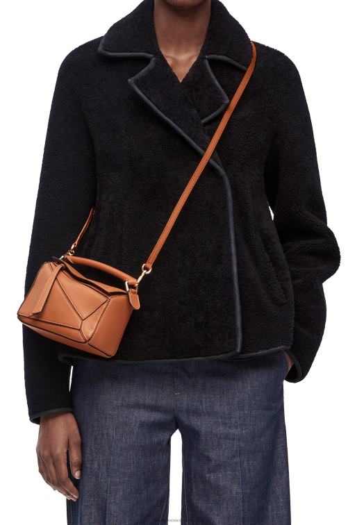 broncearse minibolso puzzle de piel de becerro clásica Loewe R8J8Z214 mujer