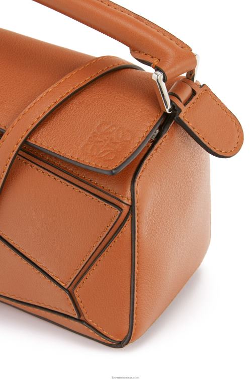 broncearse minibolso puzzle de piel de becerro clásica Loewe R8J8Z214 mujer