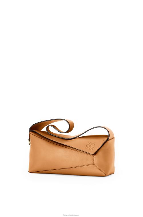 cálido desierto bolso hobo puzzle de piel de becerro napa Loewe R8J8Z473 mujer