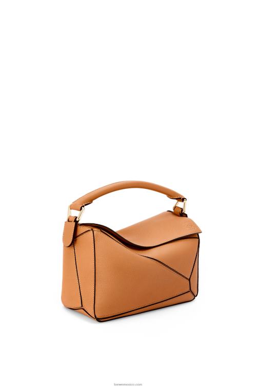 caramelo ligero bolso puzzle pequeño de suave piel de becerro granulada Loewe R8J8Z368 mujer