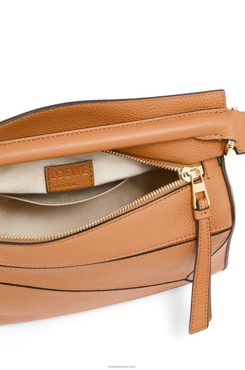 caramelo ligero bolso puzzle pequeño de suave piel de becerro granulada Loewe R8J8Z368 mujer