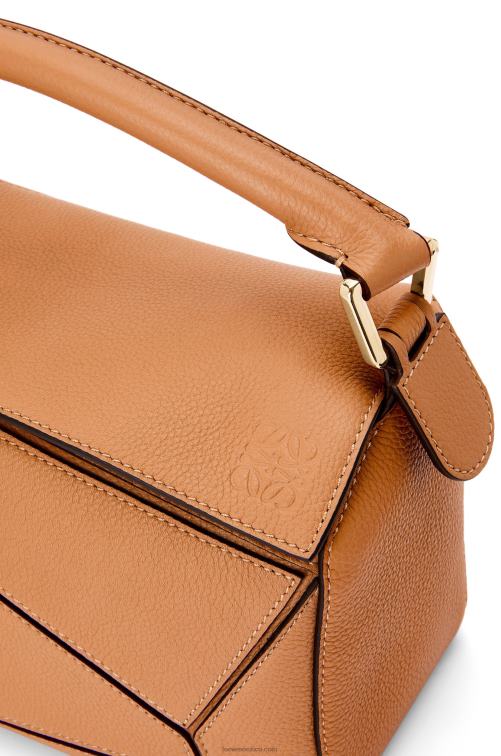 caramelo ligero bolso puzzle pequeño de suave piel de becerro granulada Loewe R8J8Z368 mujer
