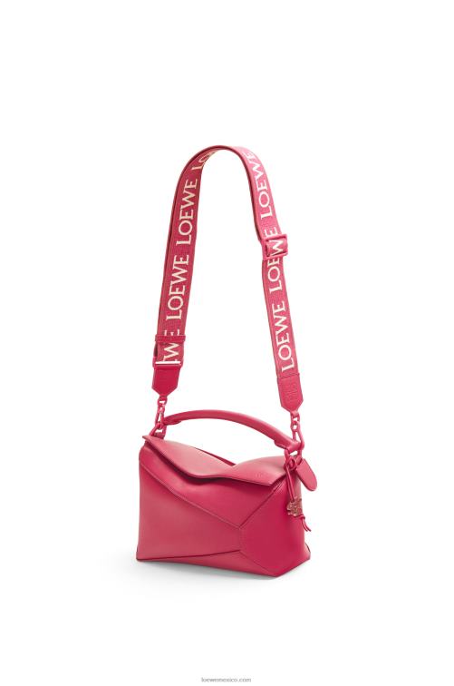 esmalte rojo rubí bolso puzzle edge pequeño de piel de becerro satinada Loewe R8J8Z436 mujer