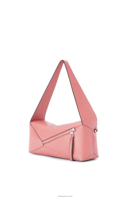 flor de durazno bolso hobo puzzle de piel de becerro napa Loewe R8J8Z437 mujer