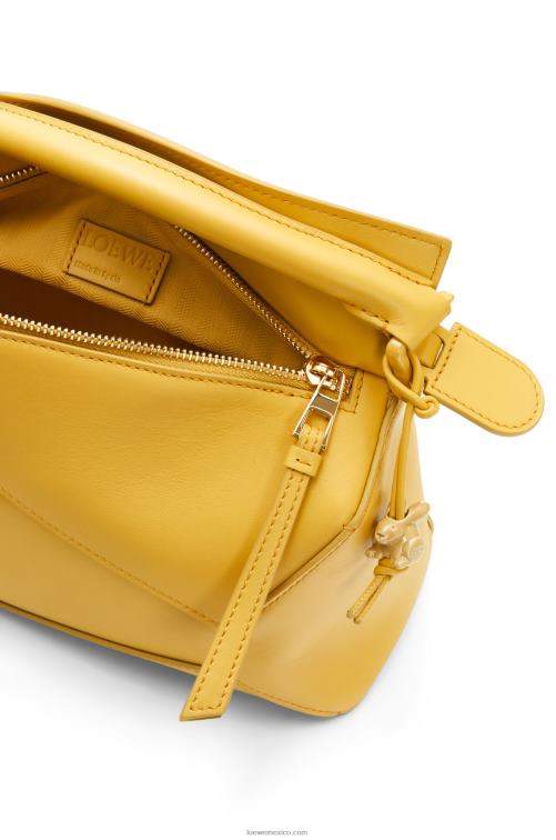 glaseado amarillo pálido bolso puzzle edge pequeño de piel de becerro satinada Loewe R8J8Z530 mujer